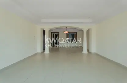 تاون هاوس - 2 غرف نوم - 3 حمامات للايجار في طريق بورتو الغربي - بورتو أرابيا - جزيرة اللؤلؤة - الدوحة