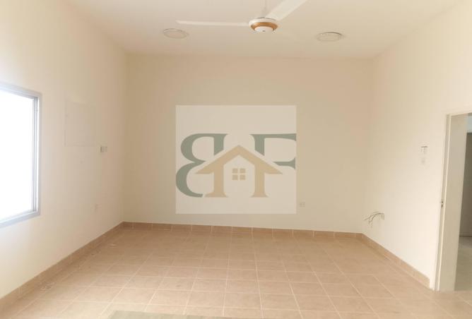 987609 - Property Main Image