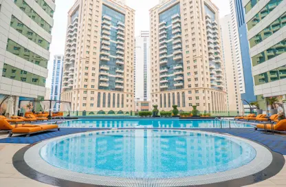 Apartment - 2 Bedrooms - 2 Bathrooms for rent in Beverly Hills Tower - West Bay - West Bay - Doha
