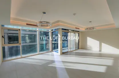 Apartment - 2 Bedrooms - 3 Bathrooms for rent in Gewan Island - The Pearl Island - Doha