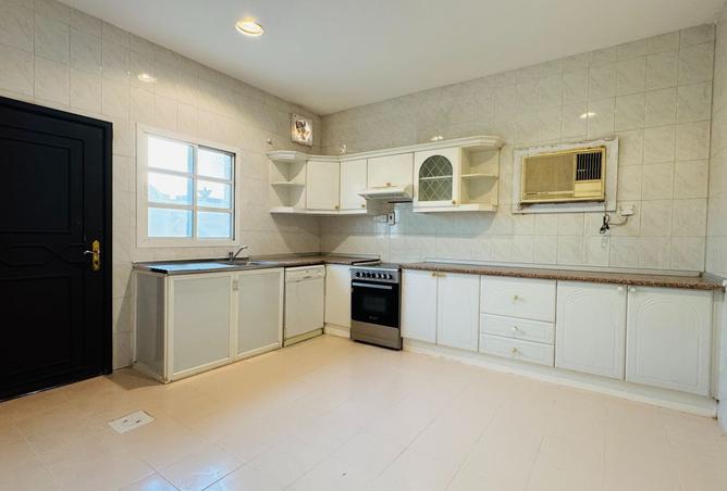 922884 - Property Image 3