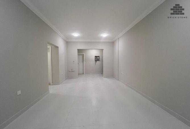 904602 - Property Main Image