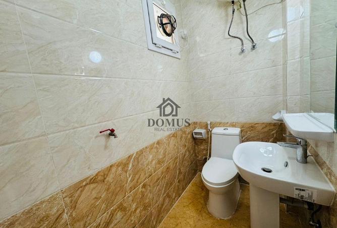 951667 - Property Image 2