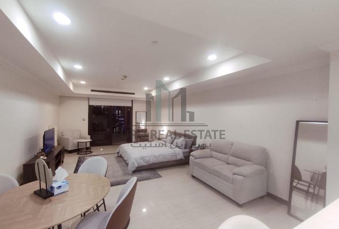 978203 - Property Image 3