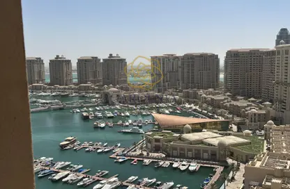 Apartment - 1 Bedroom - 2 Bathrooms for rent in Tower 14 - Porto Arabia - The Pearl Island - Doha