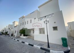 صورةمبنى خارجي لـ: فيلا - 4 غرف نوم - 4 حمامات للكراء في أم صلال محمد - أم صلال محمد - الدوحة, صورة 1
