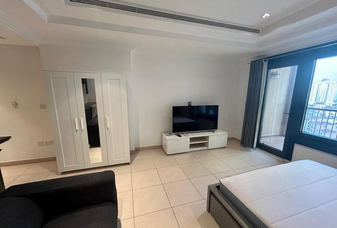 937398 - Property Image 2