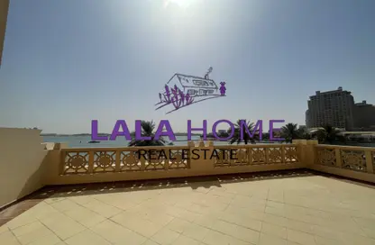 Townhouse - 4 Bedrooms - 6 Bathrooms for sale in West Porto Drive - Porto Arabia - The Pearl Island - Doha