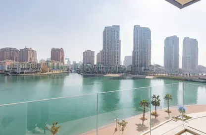 Apartment - 1 Bedroom - 2 Bathrooms for rent in Gewan Island - The Pearl Island - Doha
