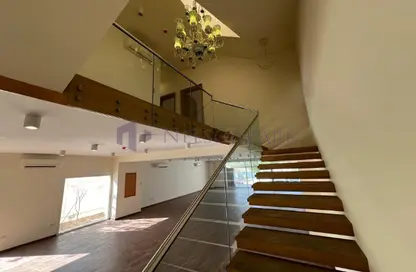 فيلا - 5 غرف نوم - 2 حمامات للايجار في فلل واست باي لاغون - وست باي لاجون - بحيرة وست لاجون - الدوحة