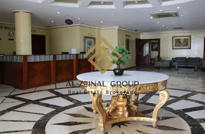 شقة - 2 غرف نوم - 2 حمامات للايجار في السد - السد - الدوحة