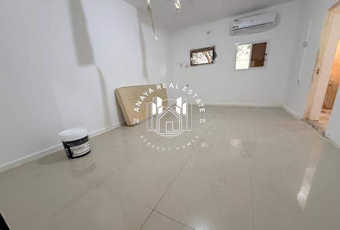 968308 - Property Image 3