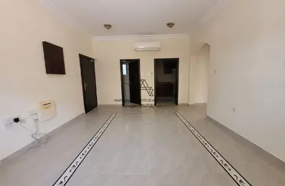 Apartment - 2 Bedrooms - 2 Bathrooms for rent in Madinat Khalifa South - Madinat Khalifa - Doha