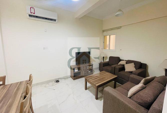 1001883 - Property Image 2