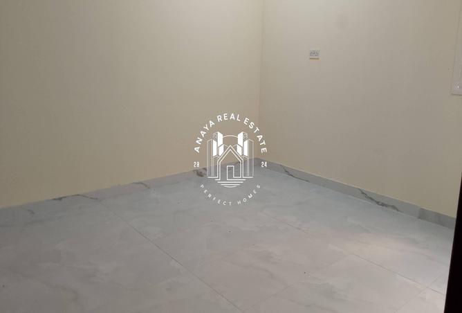 978891 - Property Image 2