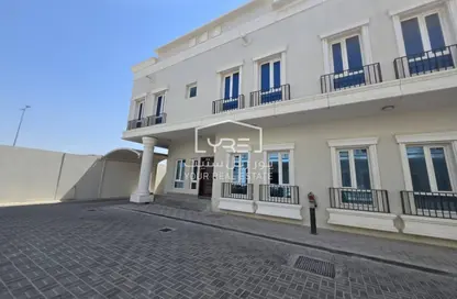 Villa - 5 Bedrooms - 6 Bathrooms for rent in Al Kheesa - Al Kheesa - Umm Salal Mohammed