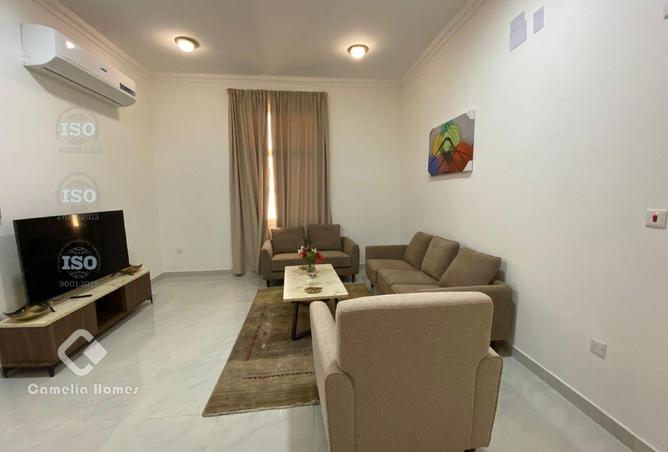 945226 - Property Image 2