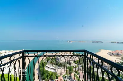 Apartment - 2 Bedrooms - 3 Bathrooms for rent in The Garden - Floresta Gardens - The Pearl Island - Doha