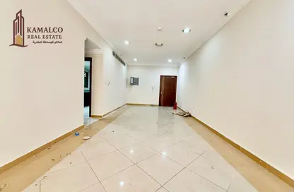 Apartment - 3 Bedrooms - 3 Bathrooms for rent in Al Mansoura - Al Mansoura - Doha