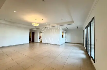 Apartment - 2 Bedrooms - 3 Bathrooms for rent in West Porto Drive - Porto Arabia - The Pearl Island - Doha