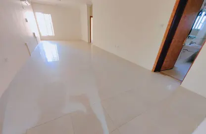 Apartment - 2 Bedrooms - 2 Bathrooms for rent in Al Sadd Road - Al Sadd - Doha