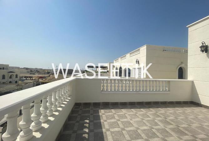 989666 - صورة العقار 3