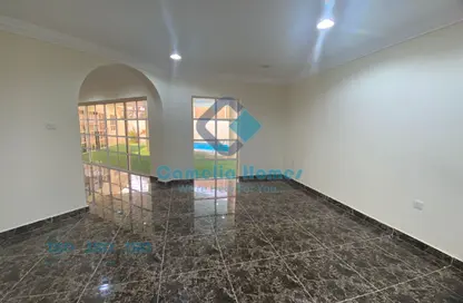 مجمع سكني - 3 غرف نوم - 5 حمامات للايجار في سلاطة الجديدة - سلاطة - الدوحة