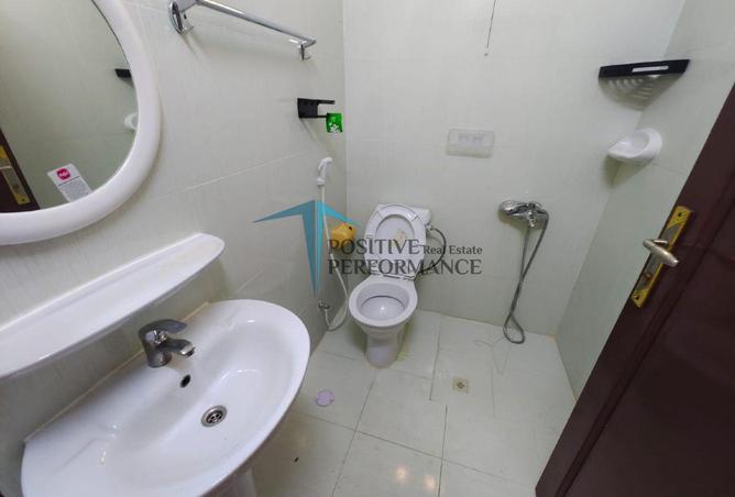 1003925 - Property Image 3