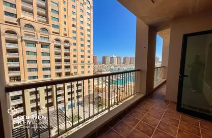 Apartment - 1 Bedroom - 2 Bathrooms for sale in East Porto Drive - Porto Arabia - The Pearl Island - Doha