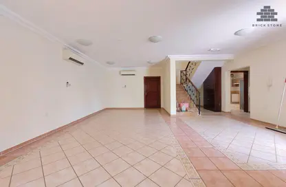 Villa - 4 Bedrooms - 4 Bathrooms for rent in Old Airport Road - Old Airport Road - Doha
