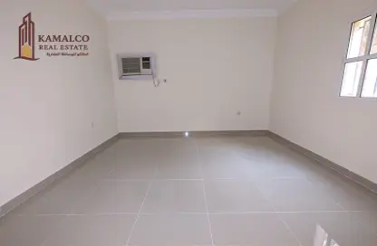 Apartment - 2 Bedrooms - 2 Bathrooms for rent in Muntazah 7 - Al Muntazah - Doha
