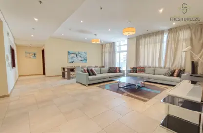 Apartment - 3 Bedrooms - 5 Bathrooms for rent in Riviera Residences - Fereej Bin Mahmoud South - Fereej Bin Mahmoud - Doha
