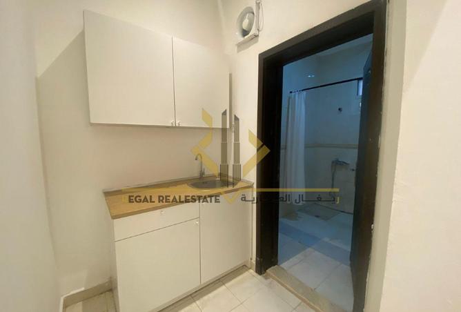 941381 - Property Image 2