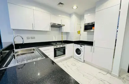 Apartment - 2 Bedrooms - 3 Bathrooms for rent in Lusail City - Lusail