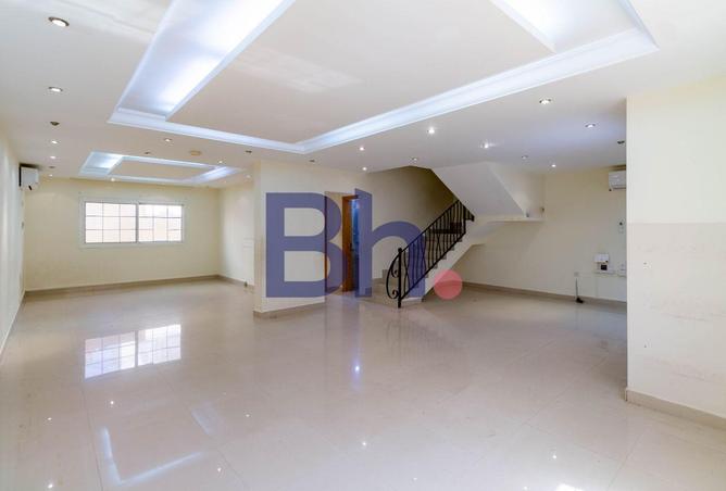 965515 - Property Image 3