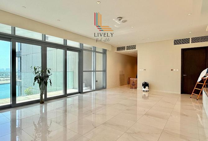 942392 - Property Image 3