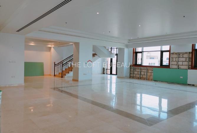 940612 - Property Main Image