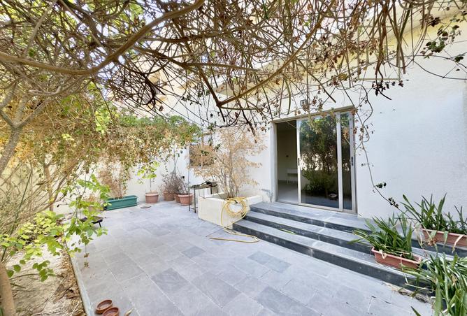 953507 - Property Image 3