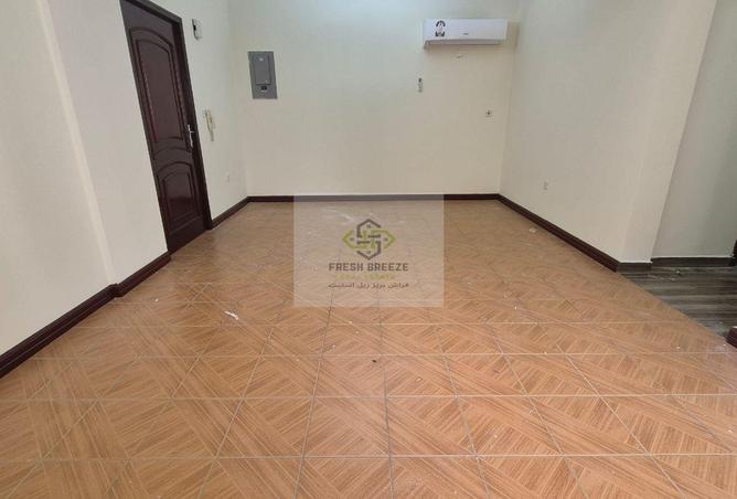 970475 - Property Image 2