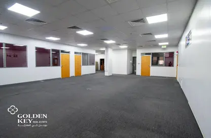 Office Space - Studio - 2 Bathrooms for rent in Salwa Road - Al Aziziyah - Doha