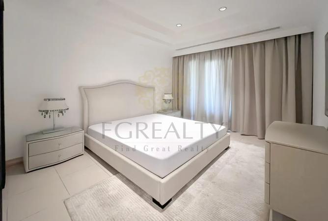 963363 - Property Image 3