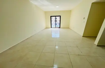 شقة - 2 غرف نوم - 3 حمامات للبيع في كاتانيا - بياتزا - فوكس هيلز - الوسيل