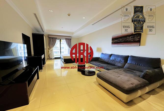 Apartment - Studio - 1 Bathroom for rent in Tower 10 - Porto Arabia - The Pearl Island - Doha