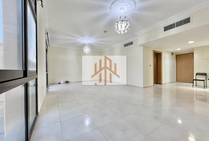 939391 - Property Image 3