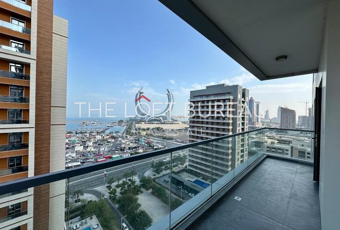 990695 - Property Image 2