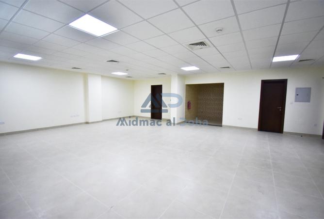 936658 - Property Image 3
