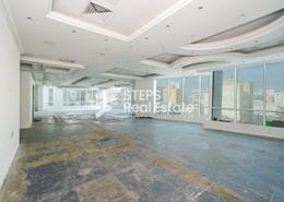 صورةغرفة فارغة لـ: مساحات مكتبية - 1 حمام للكراء في الطريق الدائري الثاني - الطريق الدائري الثاني - الدوحة, صورة 1