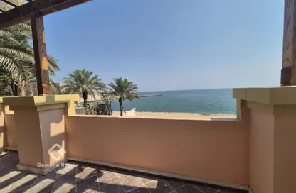 Villa - 4 Bedrooms - 6 Bathrooms for rent in La Plage - The Pearl Island - Doha