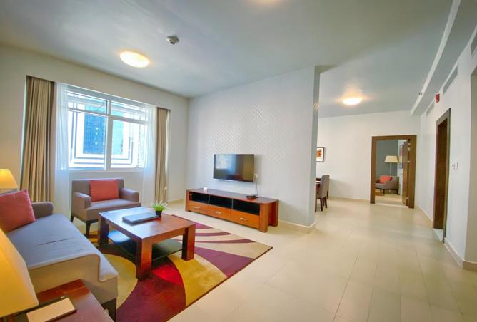 916264 - Property Image 2