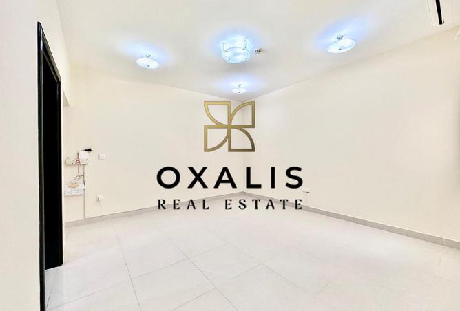 995253 - Property Image 3